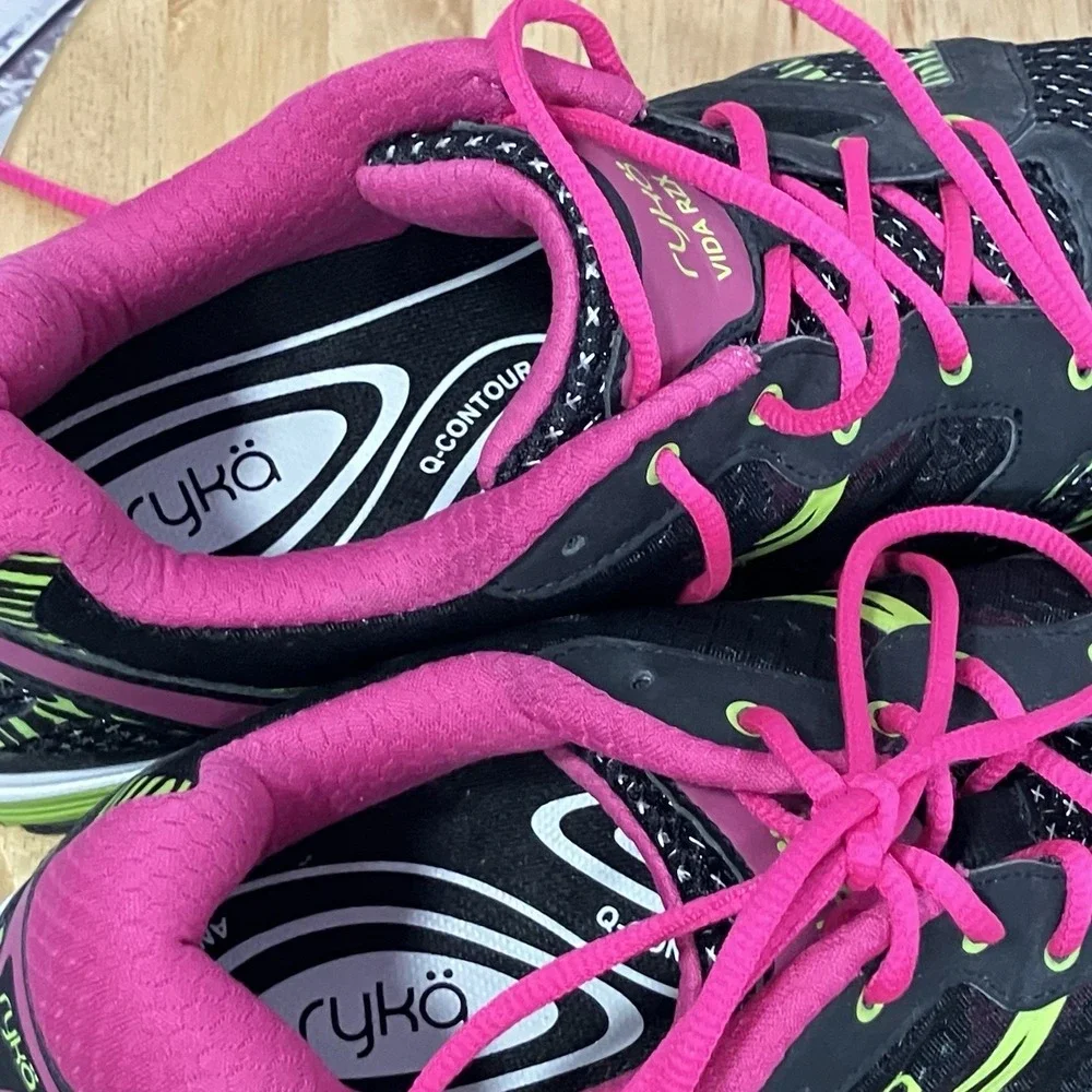 Ryka Vida RZX Training Shoes Black Pink Green Womens Size 10.5M Sneakers